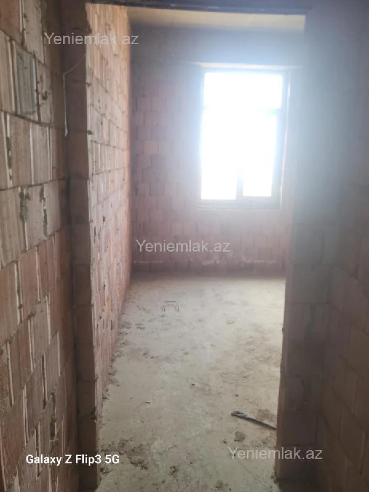 Satılır 3 otaqlı yeni tikili 73 m²