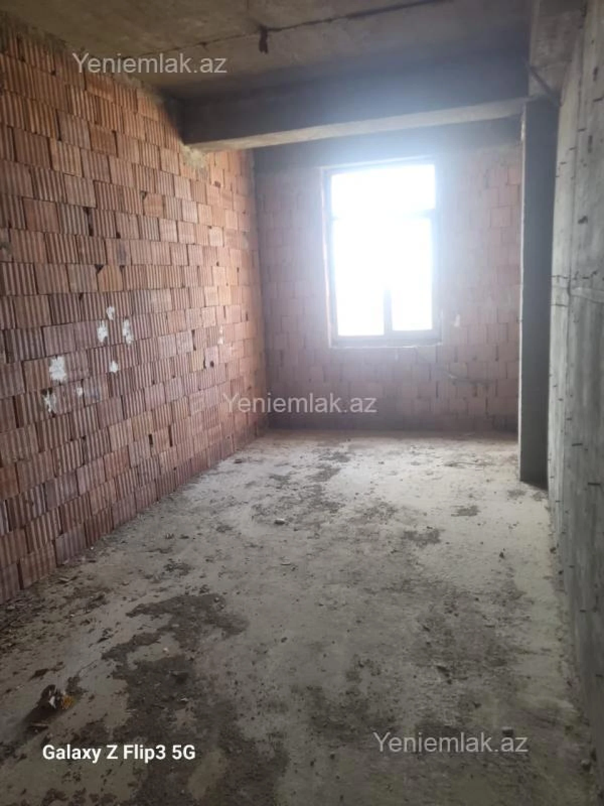 Satılır 3 otaqlı yeni tikili 73 m²