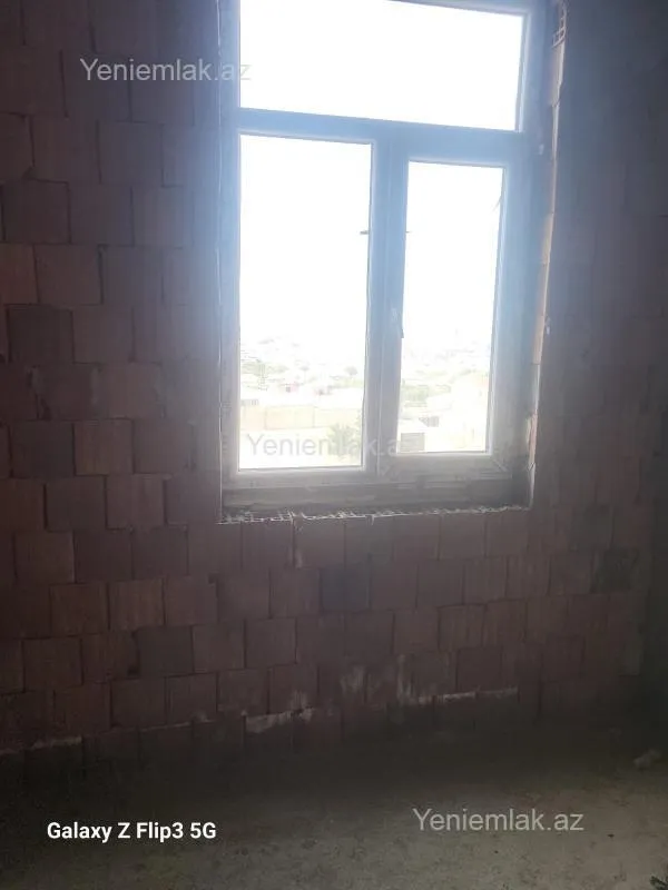 Satılır 3 otaqlı yeni tikili 73 m²