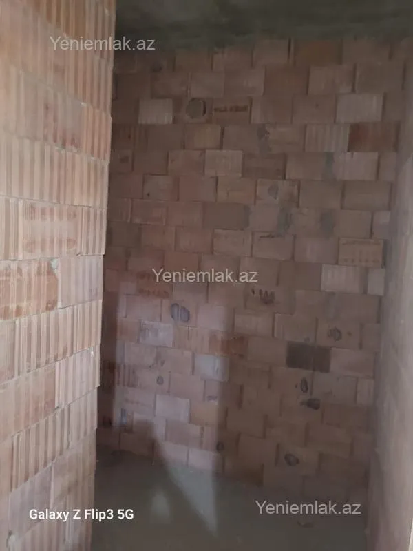 Satılır 3 otaqlı yeni tikili 73 m²