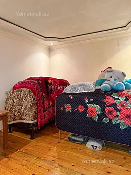 Satılır 5 otaqlı həyət evi 500 m²