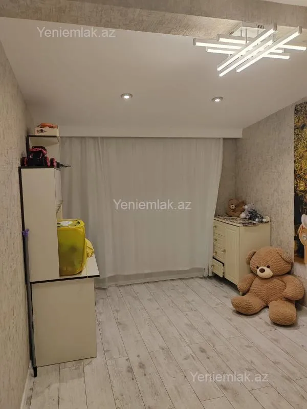 Satılır 3 otaqlı yeni tikili 117 m²