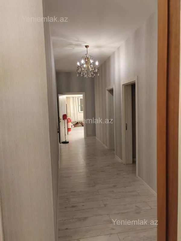 Satılır 3 otaqlı yeni tikili 117 m²