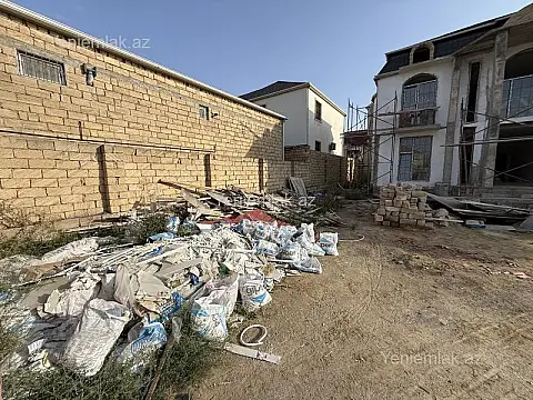 Satılır 6 otaqlı həyət evi 270 m²