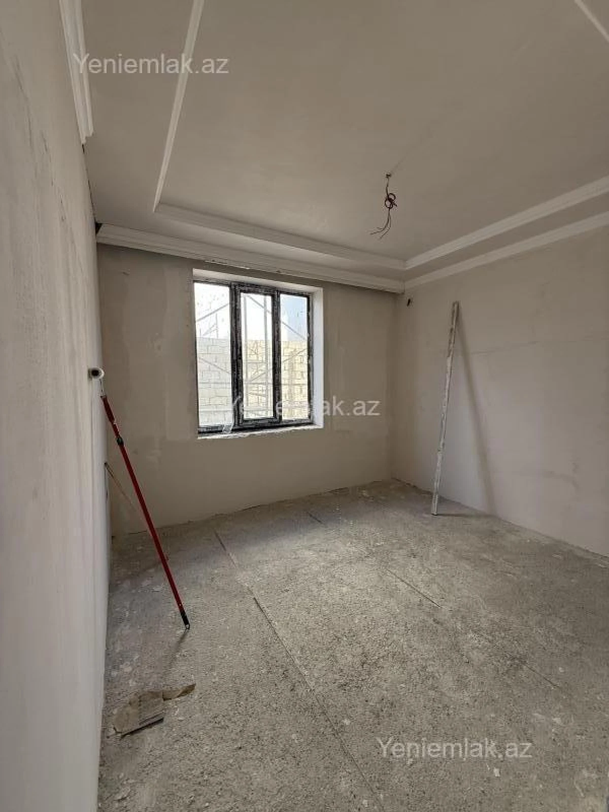 Satılır 6 otaqlı həyət evi 270 m²