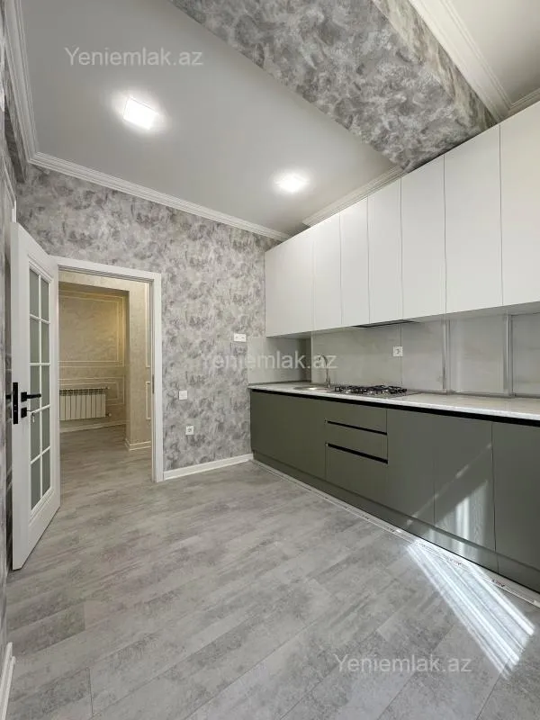 Satılır 2 otaqlı yeni tikili 75 m²