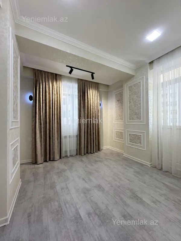 Satılır 2 otaqlı yeni tikili 75 m²