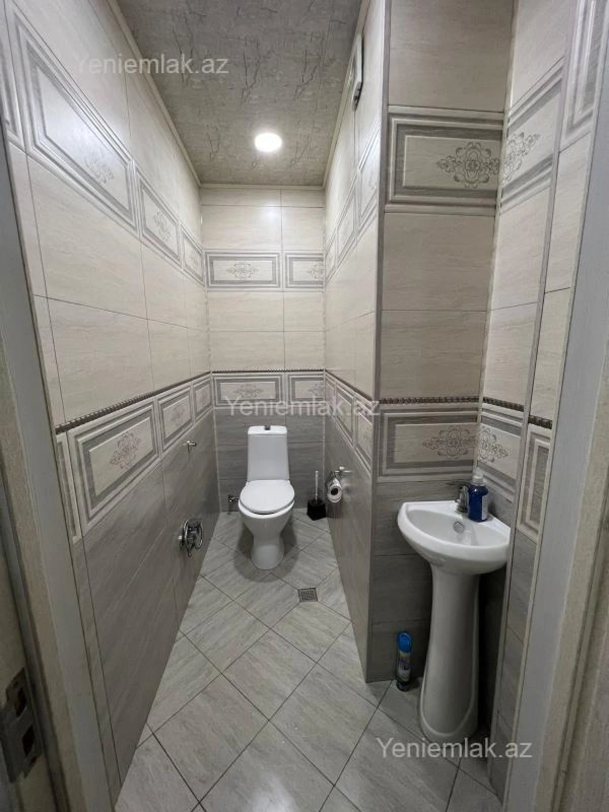 Satılır 2 otaqlı köhnə tikili 75 m²