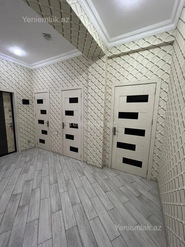 Satılır 2 otaqlı köhnə tikili 75 m²