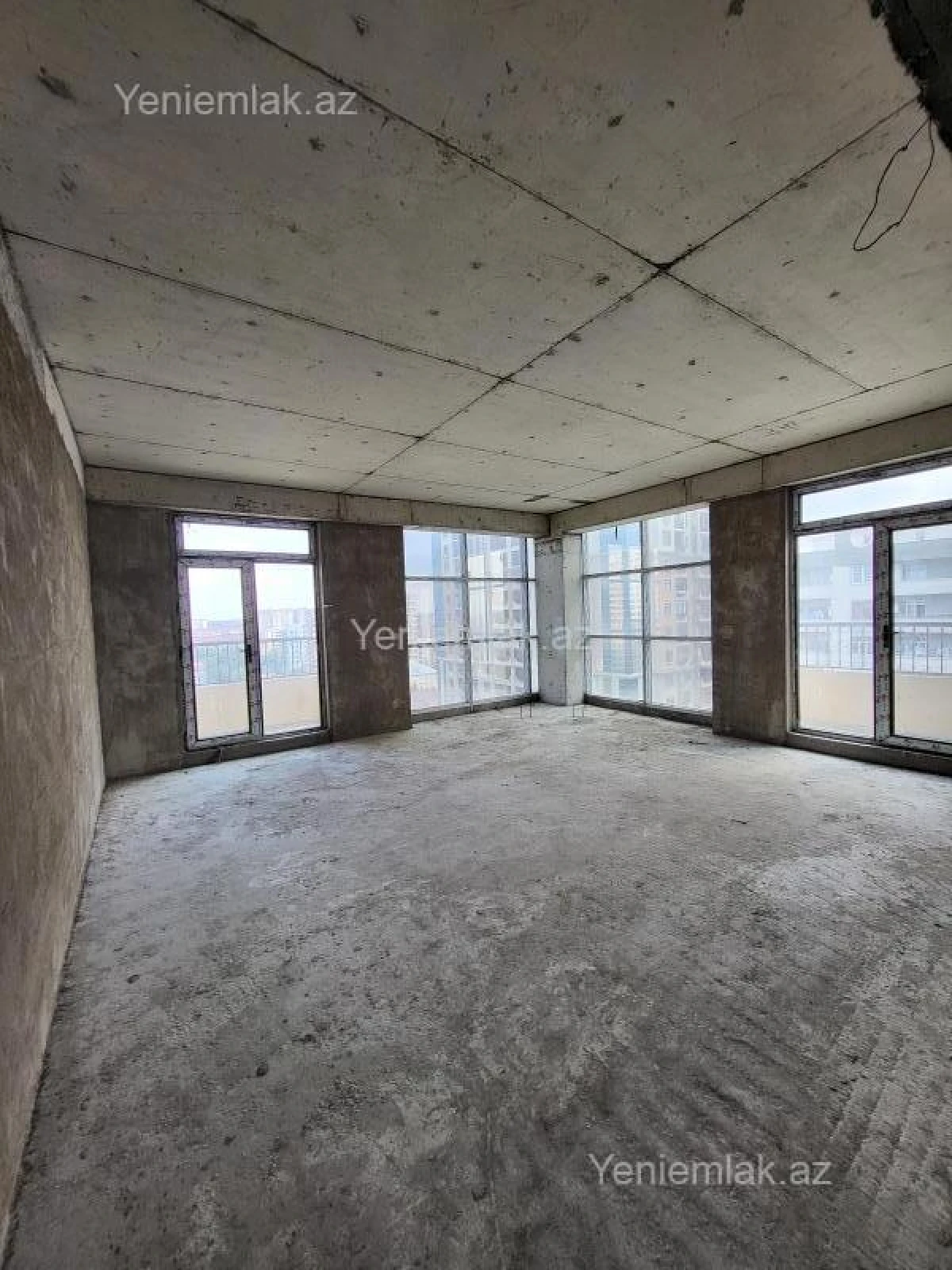 Satılır 3 otaqlı yeni tikili 151 m²