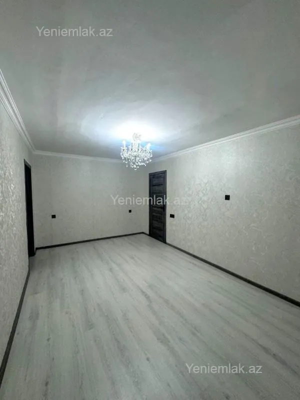 Satılır 2 otaqlı köhnə tikili 54 m²