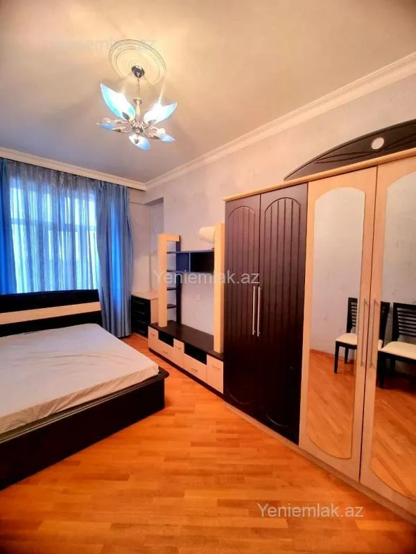 Satılır 2 otaqlı yeni tikili 74 m²