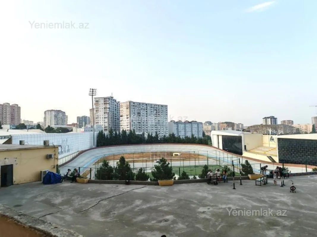 Satılır 3 otaqlı yeni tikili 125 m²