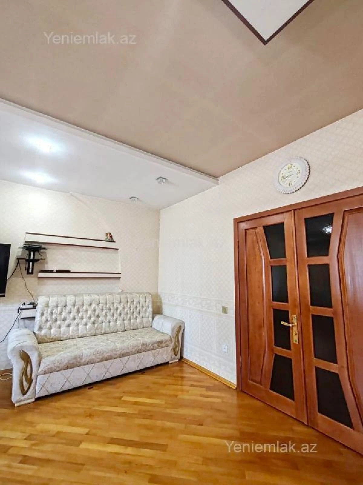 Satılır 3 otaqlı yeni tikili 125 m²