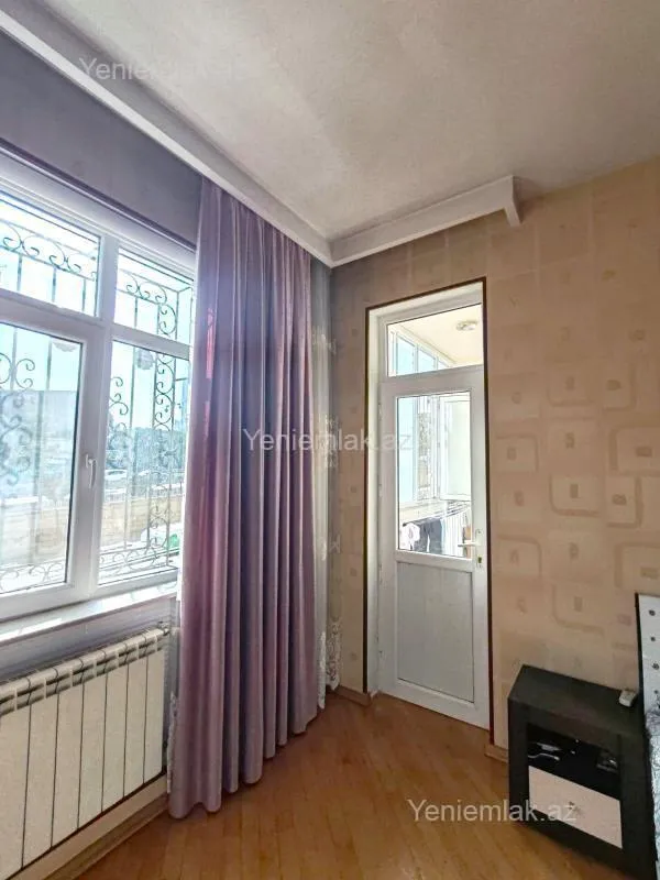 Satılır 3 otaqlı yeni tikili 125 m²