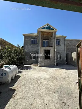 Satılır 7 otaqlı həyət evi 250 m²