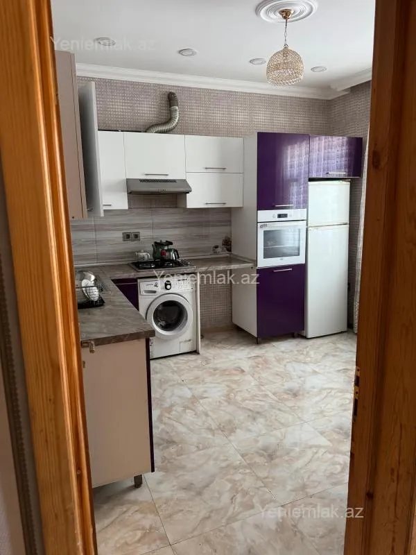 Satılır 7 otaqlı həyət evi 250 m²