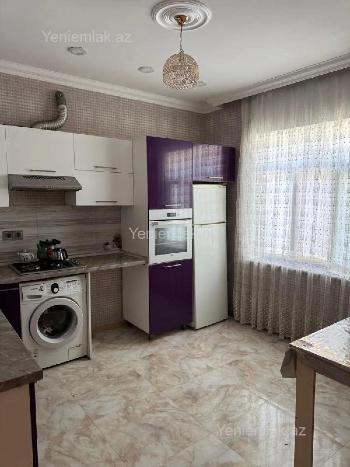 Satılır 7 otaqlı həyət evi 250 m²
