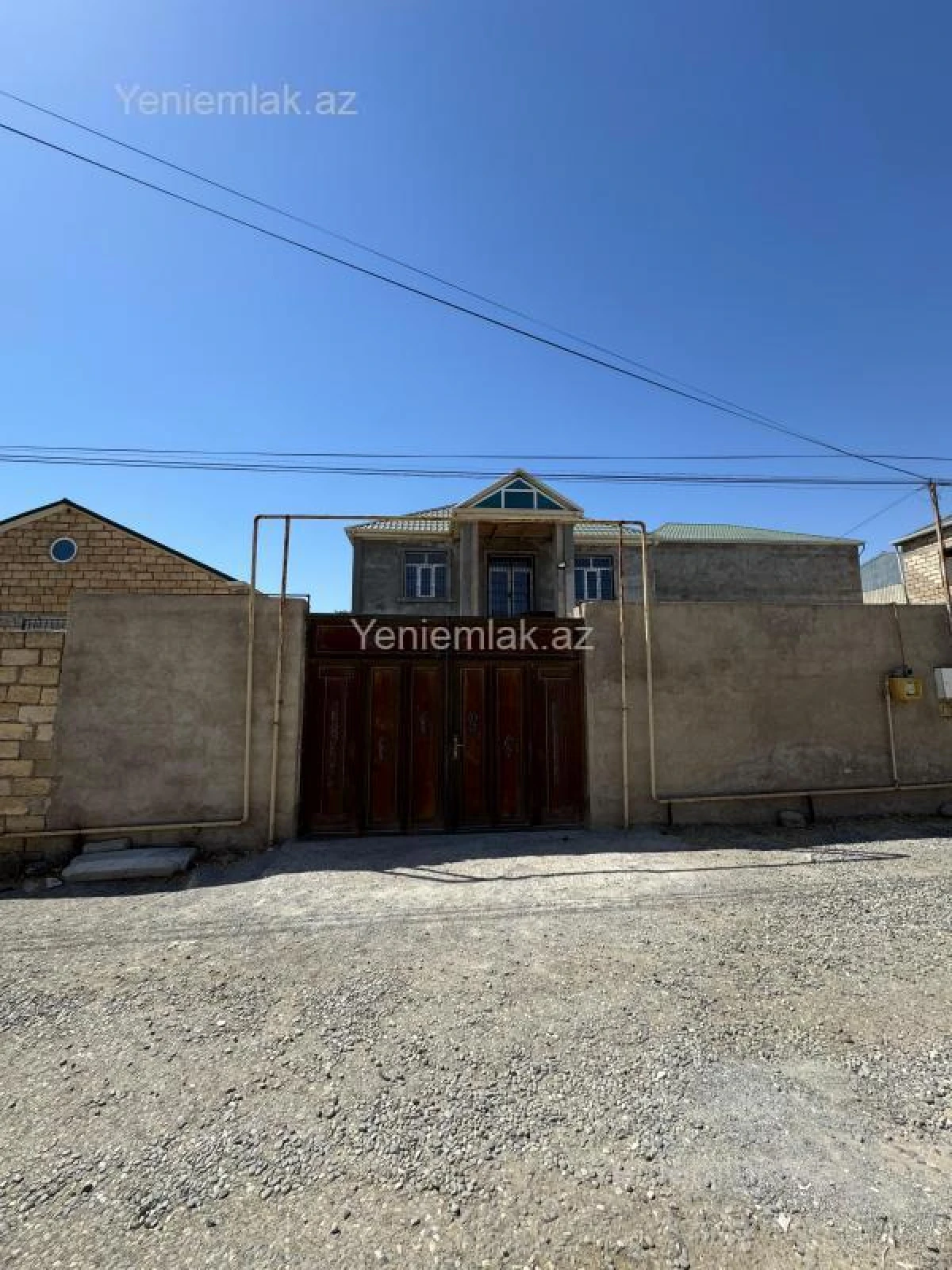 Satılır 7 otaqlı həyət evi 250 m²