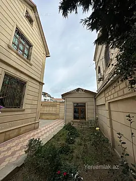 Satılır 9 otaqlı həyət evi 600 m²
