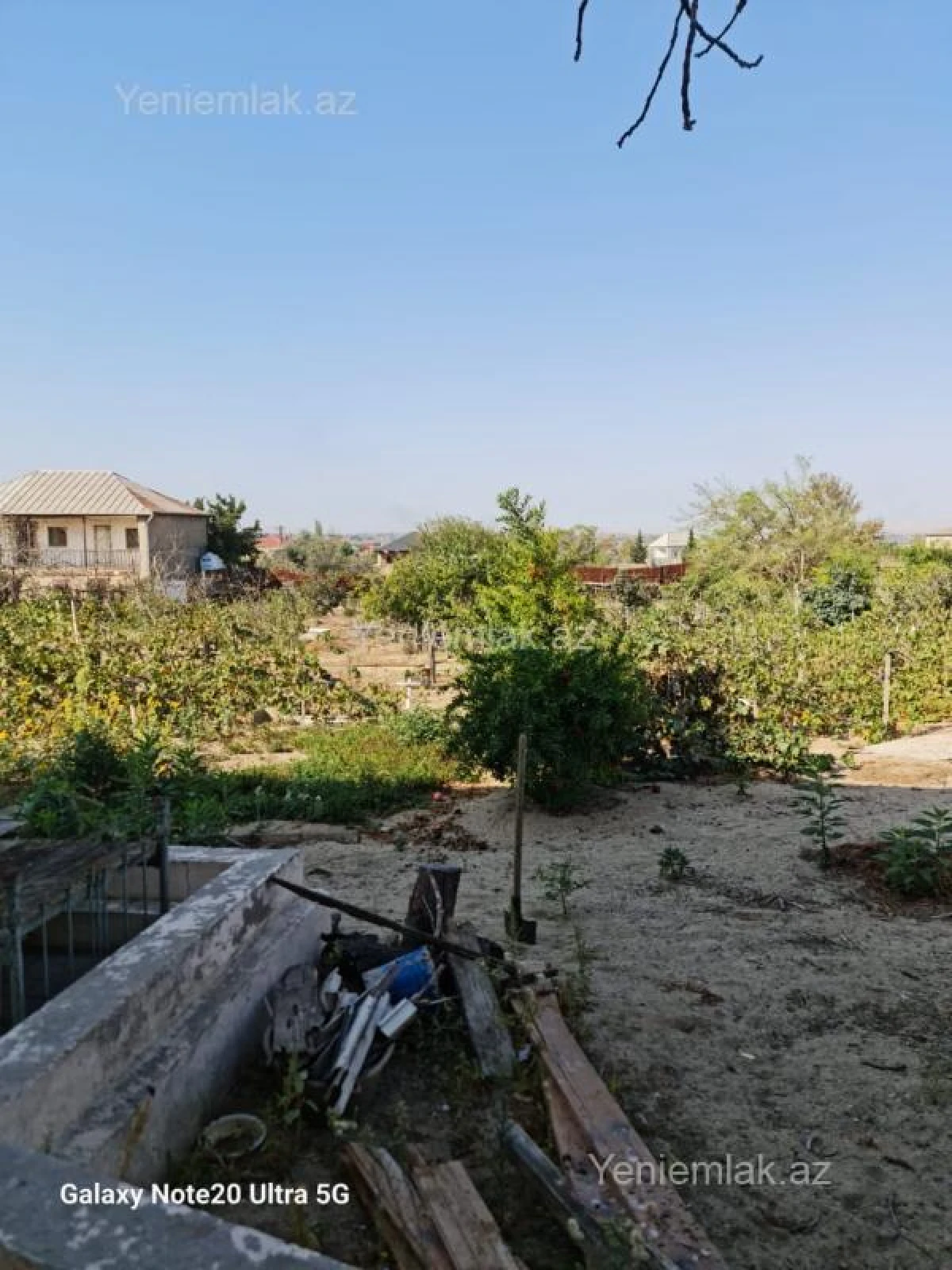 Satılır 4 otaqlı həyət evi 200 m²