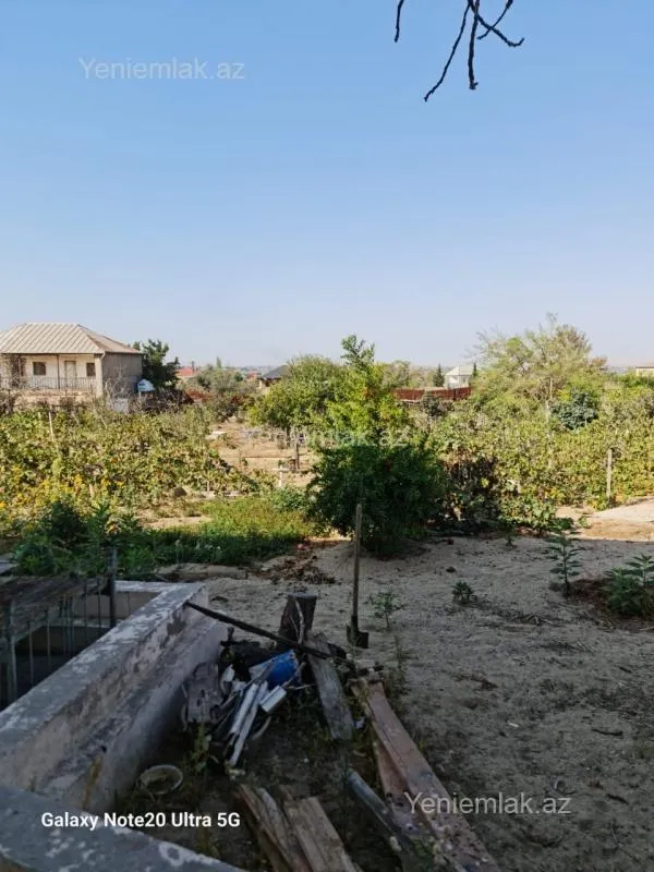 Satılır 4 otaqlı həyət evi 200 m²