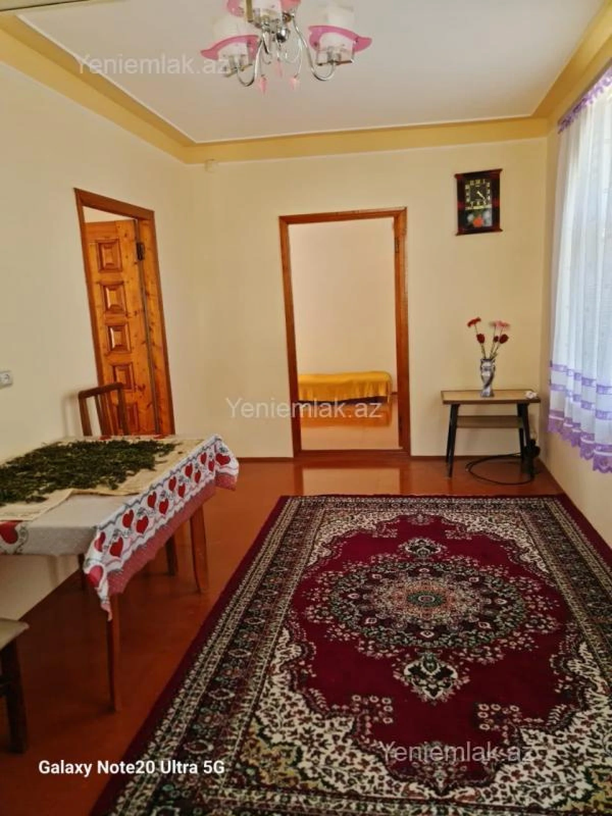 Satılır 4 otaqlı həyət evi 200 m²