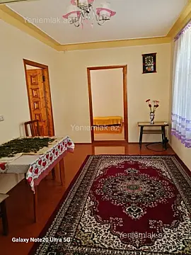 Satılır 4 otaqlı həyət evi 200 m²