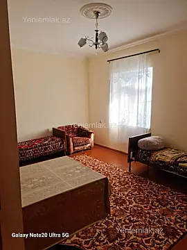 Satılır 4 otaqlı həyət evi 200 m²
