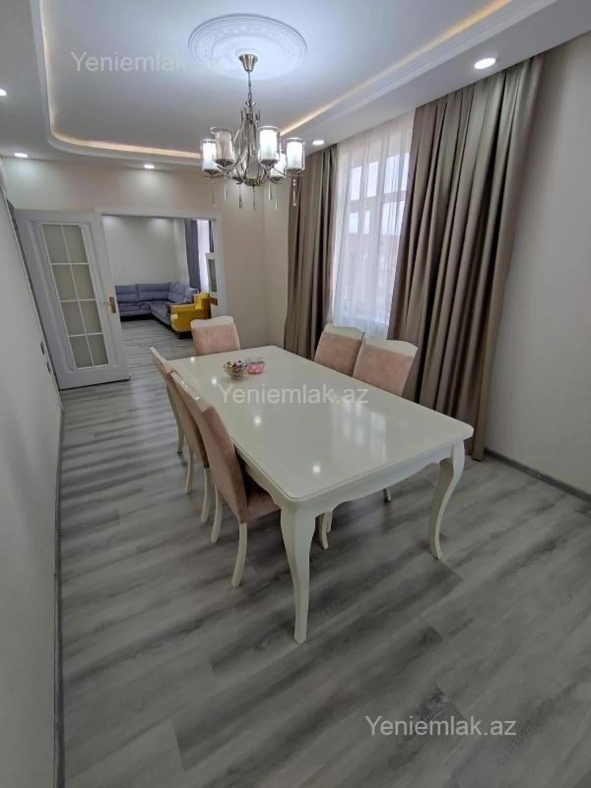 Satılır 5 otaqlı köhnə tikili 110 m²