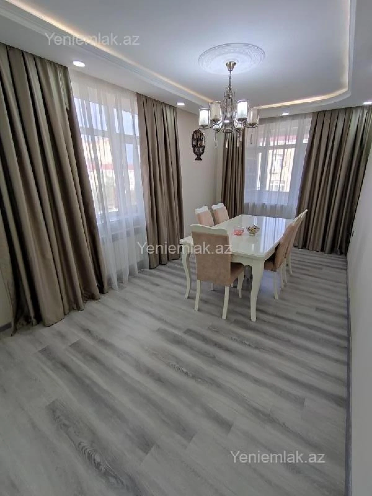 Satılır 5 otaqlı köhnə tikili 110 m²
