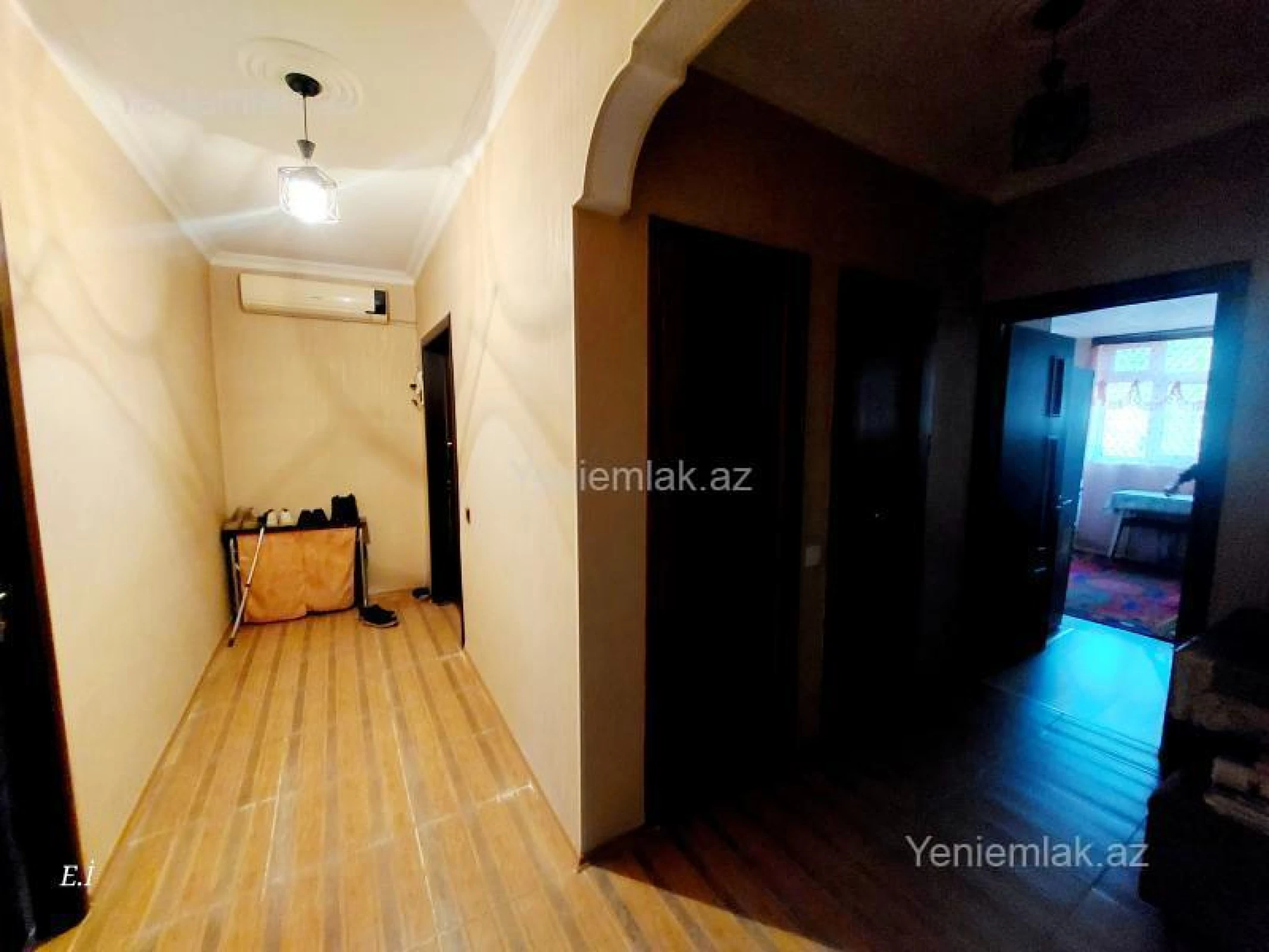 Satılır 3 otaqlı köhnə tikili 75 m²