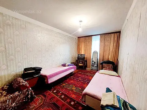 Satılır 3 otaqlı köhnə tikili 75 m²