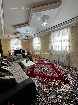Satılır 5 otaqlı həyət evi 180 m²
