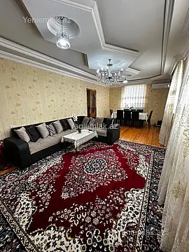 Satılır 5 otaqlı həyət evi 180 m²