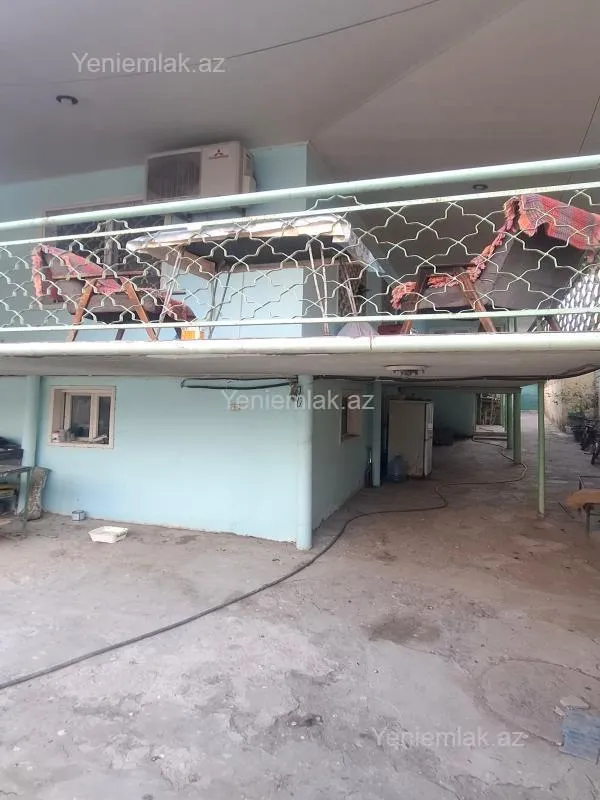 Satılır 3 otaqlı həyət evi 160 m²