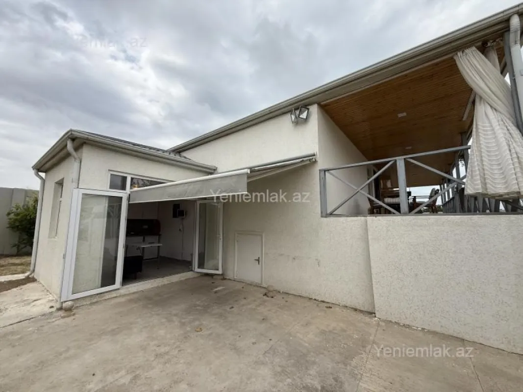 Satılır 3 otaqlı həyət evi 140 m²