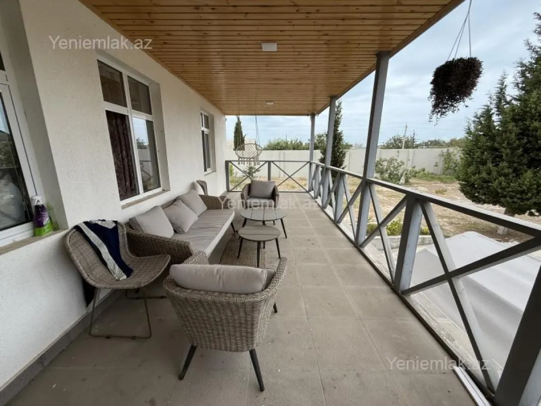 Satılır 3 otaqlı həyət evi 140 m²