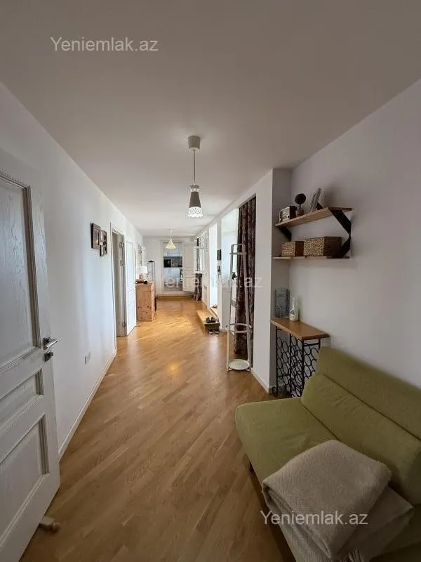 Satılır 3 otaqlı həyət evi 140 m²