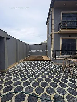 Satılır 4 otaqlı həyət evi 175 m²