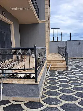 Satılır 4 otaqlı həyət evi 175 m²