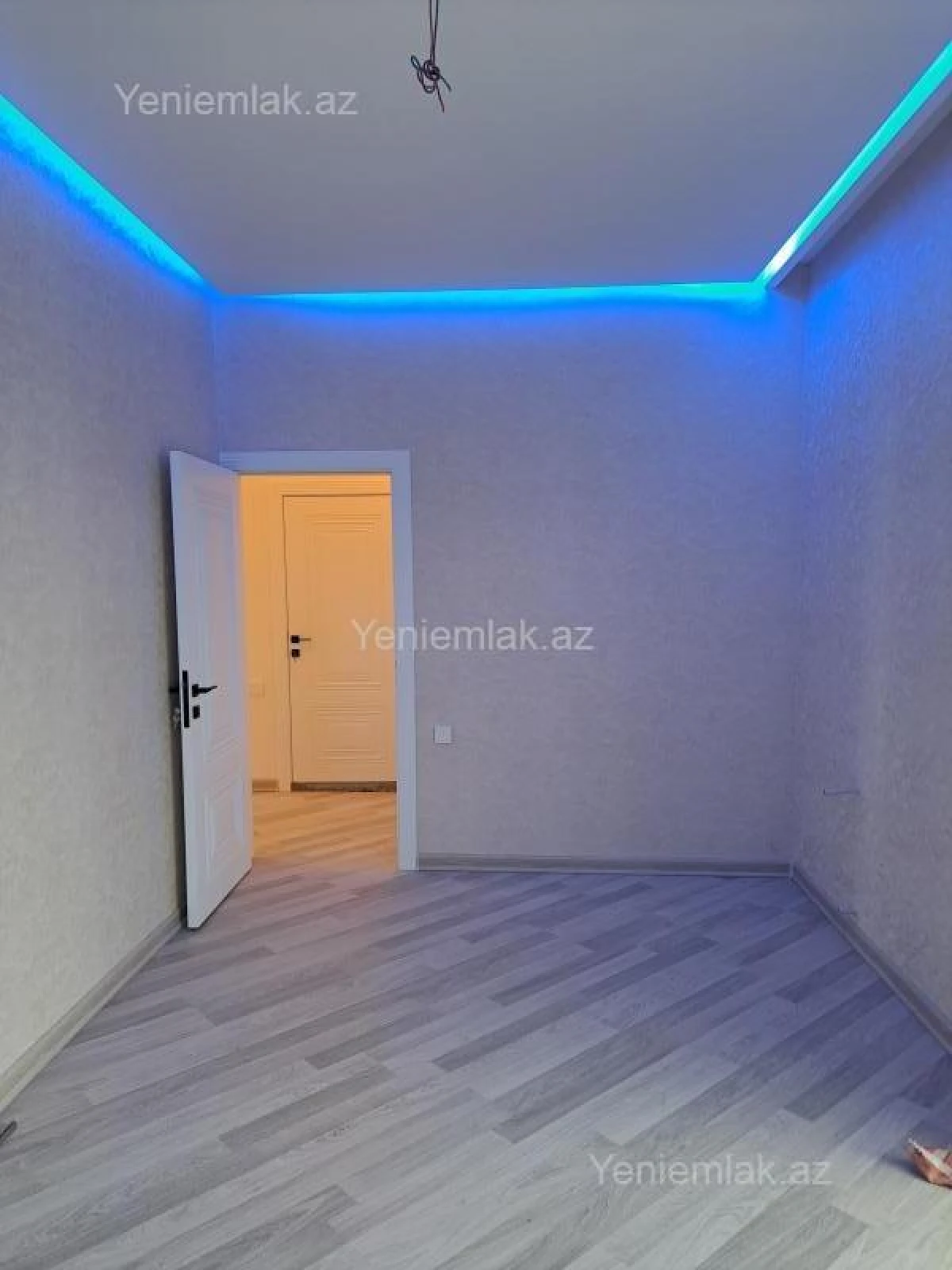 Satılır 4 otaqlı həyət evi 175 m²