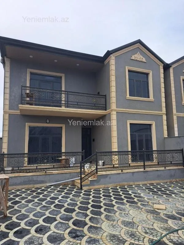 Satılır 4 otaqlı həyət evi 175 m²