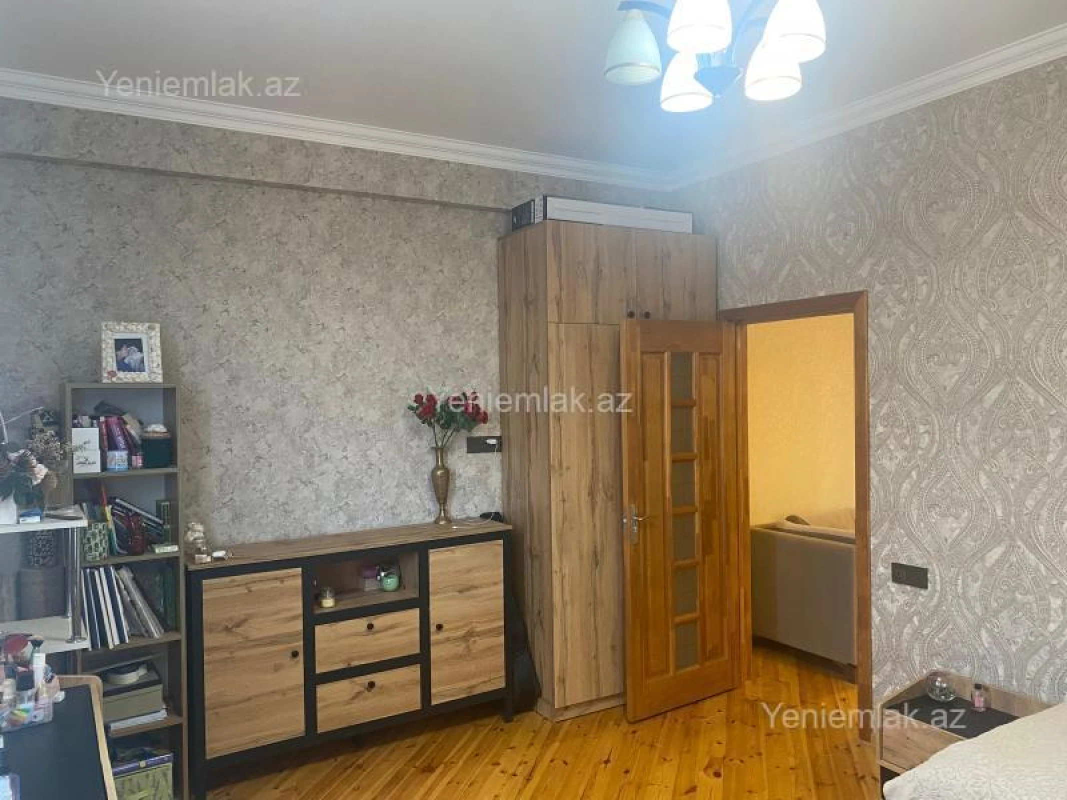 Satılır 3 otaqlı yeni tikili 100 m²