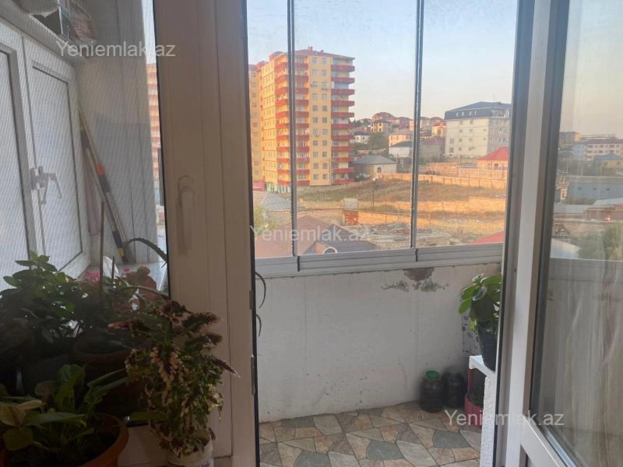 Satılır 3 otaqlı yeni tikili 100 m²