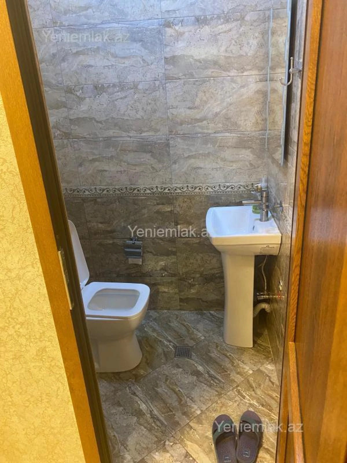 Satılır 3 otaqlı yeni tikili 100 m²