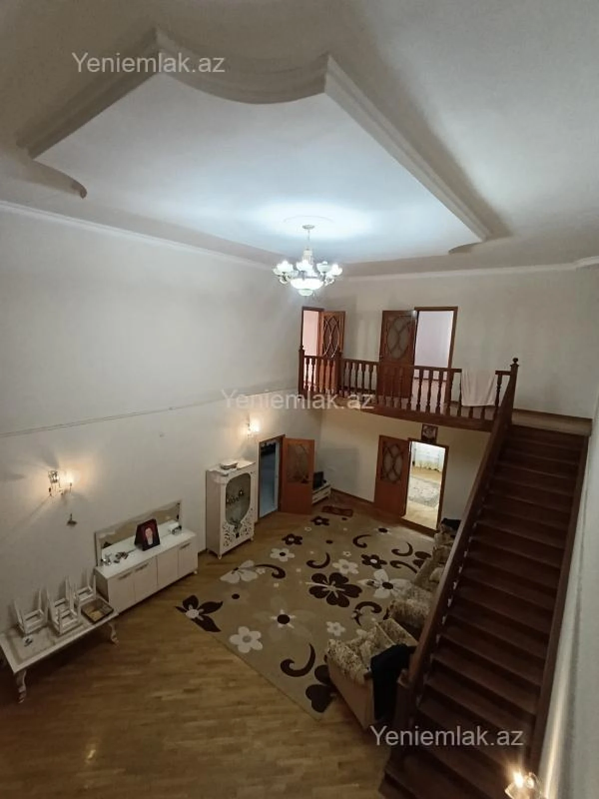 Satılır 6 otaqlı həyət evi 280 m²