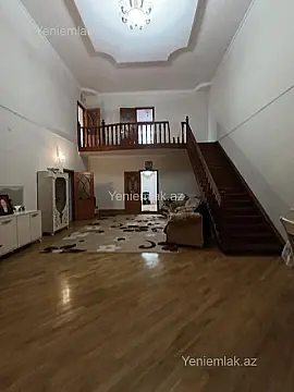 Satılır 6 otaqlı həyət evi 280 m²