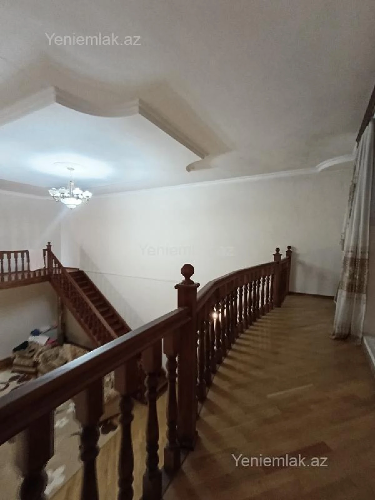 Satılır 6 otaqlı həyət evi 280 m²