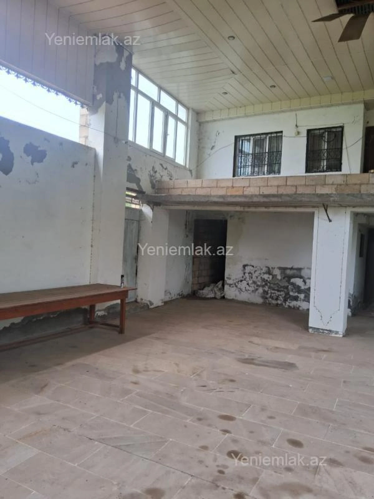 Satılır 5 otaqlı həyət evi 205 m²